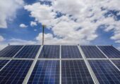ظرفیت ۱۵۰ مگاواتی تولید برق خورشیدی در ادارات تهران تا سال ۱۴۰۶