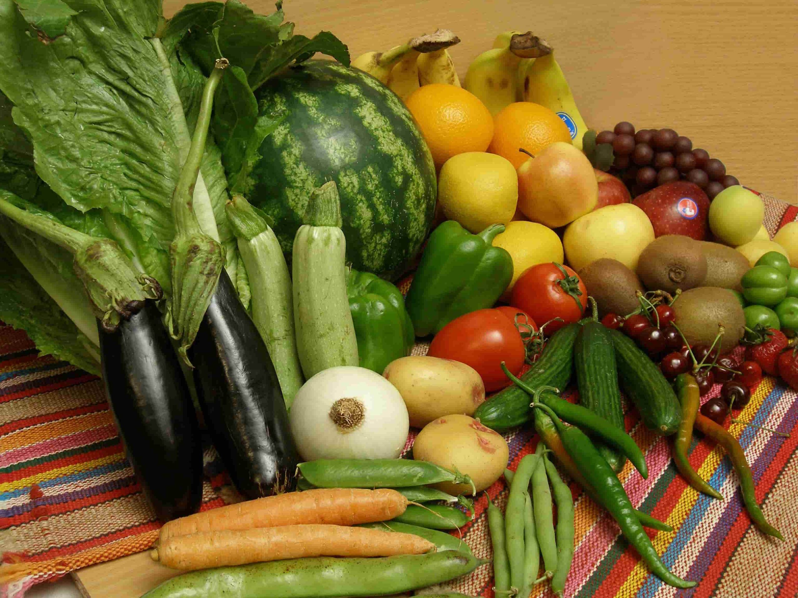 قیمت سبزیجات در بازار همچنان بالا است