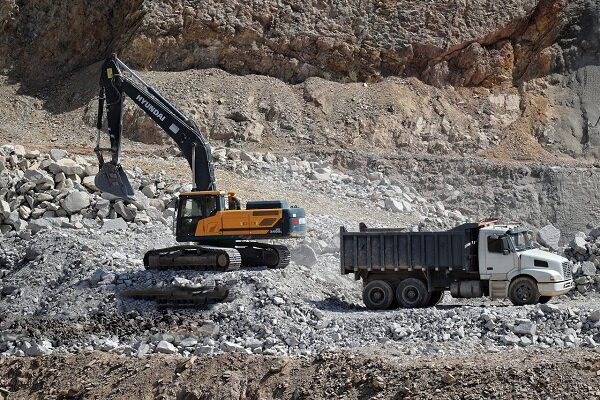 نوسازی ماشینآلات پیششرط تحقق رشد ۱۳ درصدی معدن است