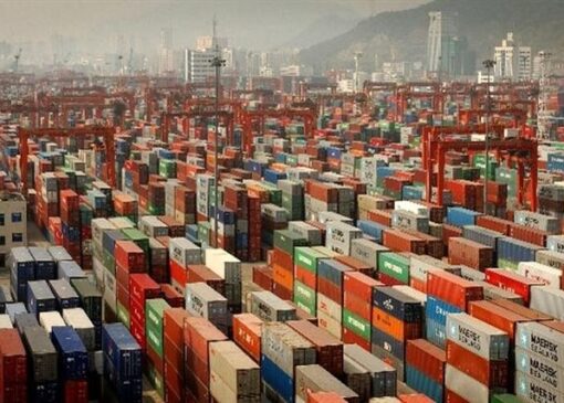 وعده وزیر اقتصاد روی میز؛ دستورالعمل واحد ترخیص کالا هنوز ابلاغ نشده استوعده وزیر اقتصاد روی میز؛ دستورالعمل واحد ترخیص کالا هنوز ابلاغ نشده است