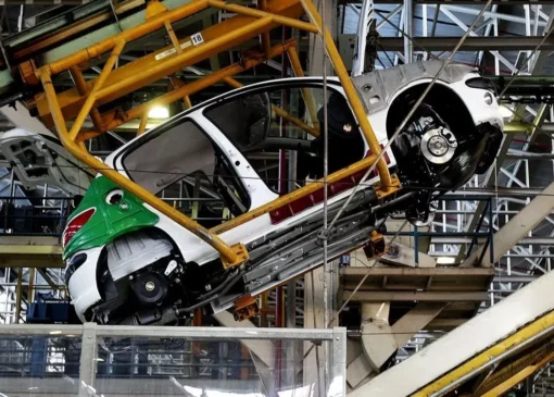 مطالبه مردم و دولت برای تولید خودروهای کم‌مصرف و باکیفیت