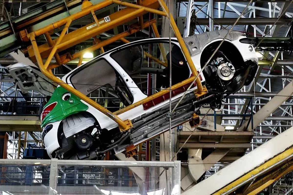 مطالبه مردم و دولت برای تولید خودروهای کممصرف و باکیفیت