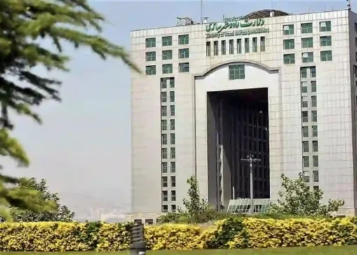 نیمی از مردم مستأجرند؛ اما وزارت راه حتی یک اتاق هم برایشان ندارد