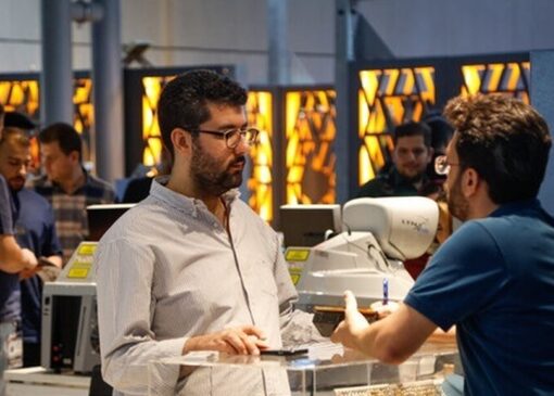 حساب بانکی اصناف طلا همچنان مسدود است!