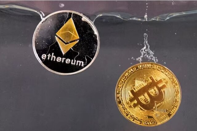 بیت‌کوین سقوط کرد