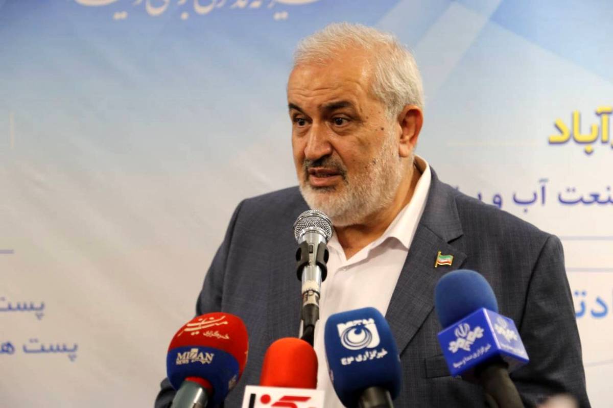 علی‌آبادی: ظرفیت نیروگاهی کشور از مرز ۱۰۰ هزار مگاوات عبور می‌کند