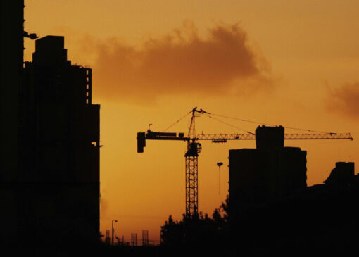 هشدار کارشناسان/دولت دنبال قطع زنجیره تولید مسکن است