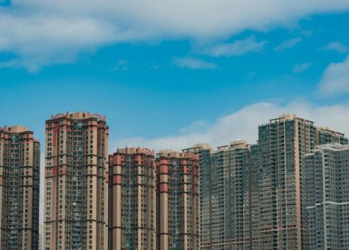 صنعت ساختمان قربانی سیاست‌های جزیره‌ای دولت شده است