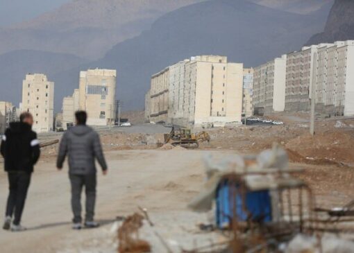 پیشنهاد اختصاص یک قطعه زمین ۵۰ متری به کارگران