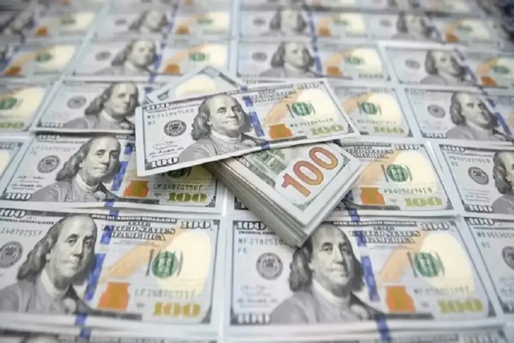 قیمت ارز هم عامل تورم و هم تابع آن است
