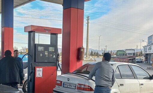 هیچکدام از جایگاه‌های سوخت تعطیل نیستند