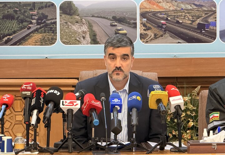اکبری: مطالبه پرداخت بهموقع کرایه رانندگان کامیون پیگیری میشود