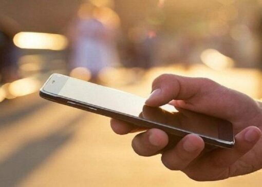 واردات تلفن همراه چه زمانی از سر گرفته میشود؟