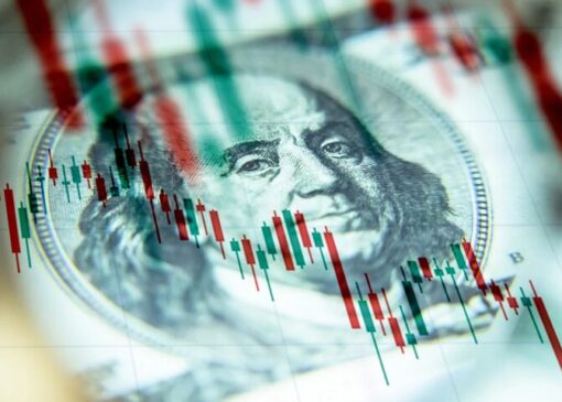 قیمت دلار رسمی یک پله افزایش یافت