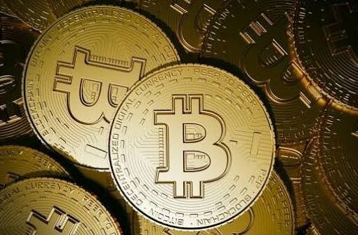 بیت‌کوین از مرز ۸۰ هزار دلار عقب‌نشینی کرد