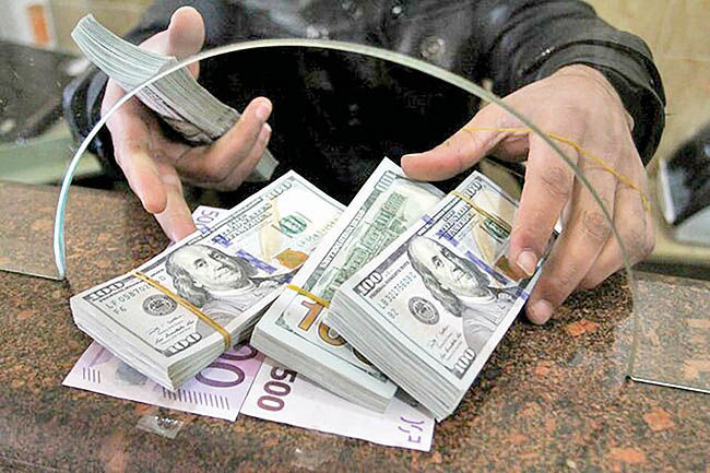 افزایش آرام قیمت‌ها در بازار رسمی ارز